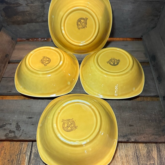 Vintage Paden City Pottery Minion Mandarín Yellow  1950s Set of 4 Cereal Bowls - Picture 5 of 9